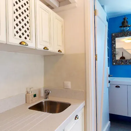 Skiathos Driades كوكونارييس