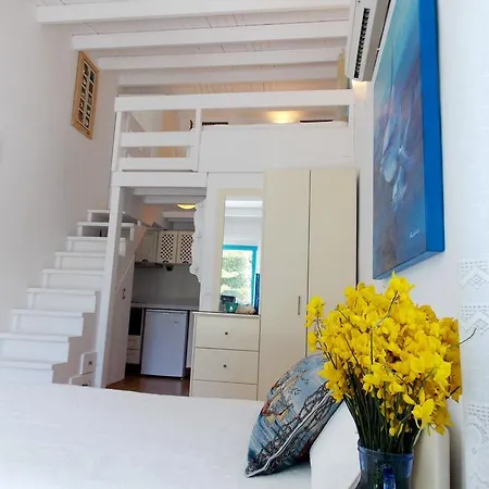 Skiathos Driades كوكونارييس