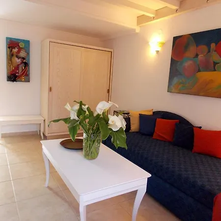 Skiathos Driades Apartamento *