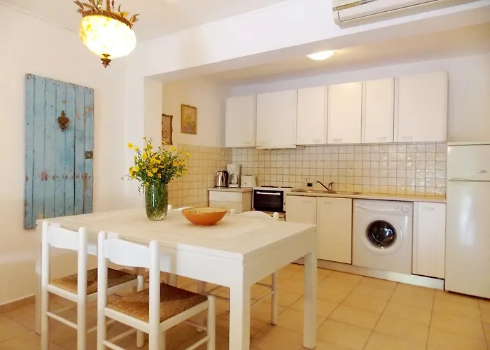 Skiathos Driades كوكونارييس